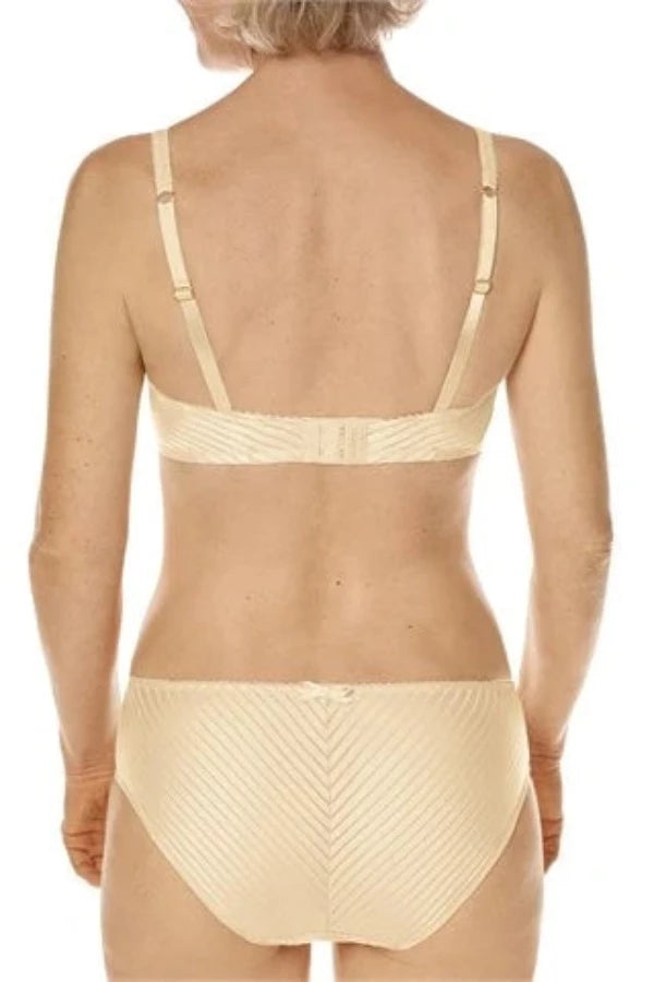 Karolina Soft Padded Non-Wired Bra