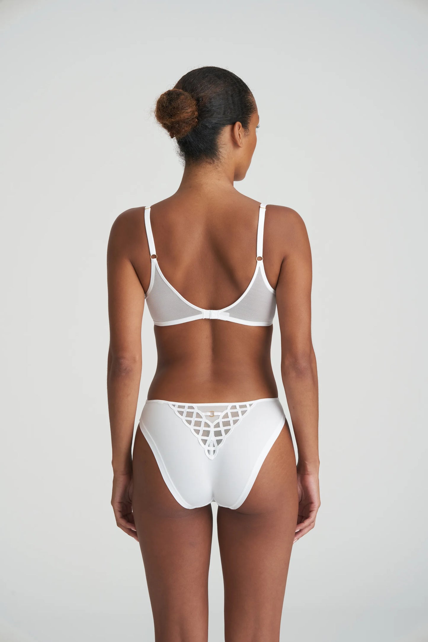 Jhana Balcony Bra Vertical Seam