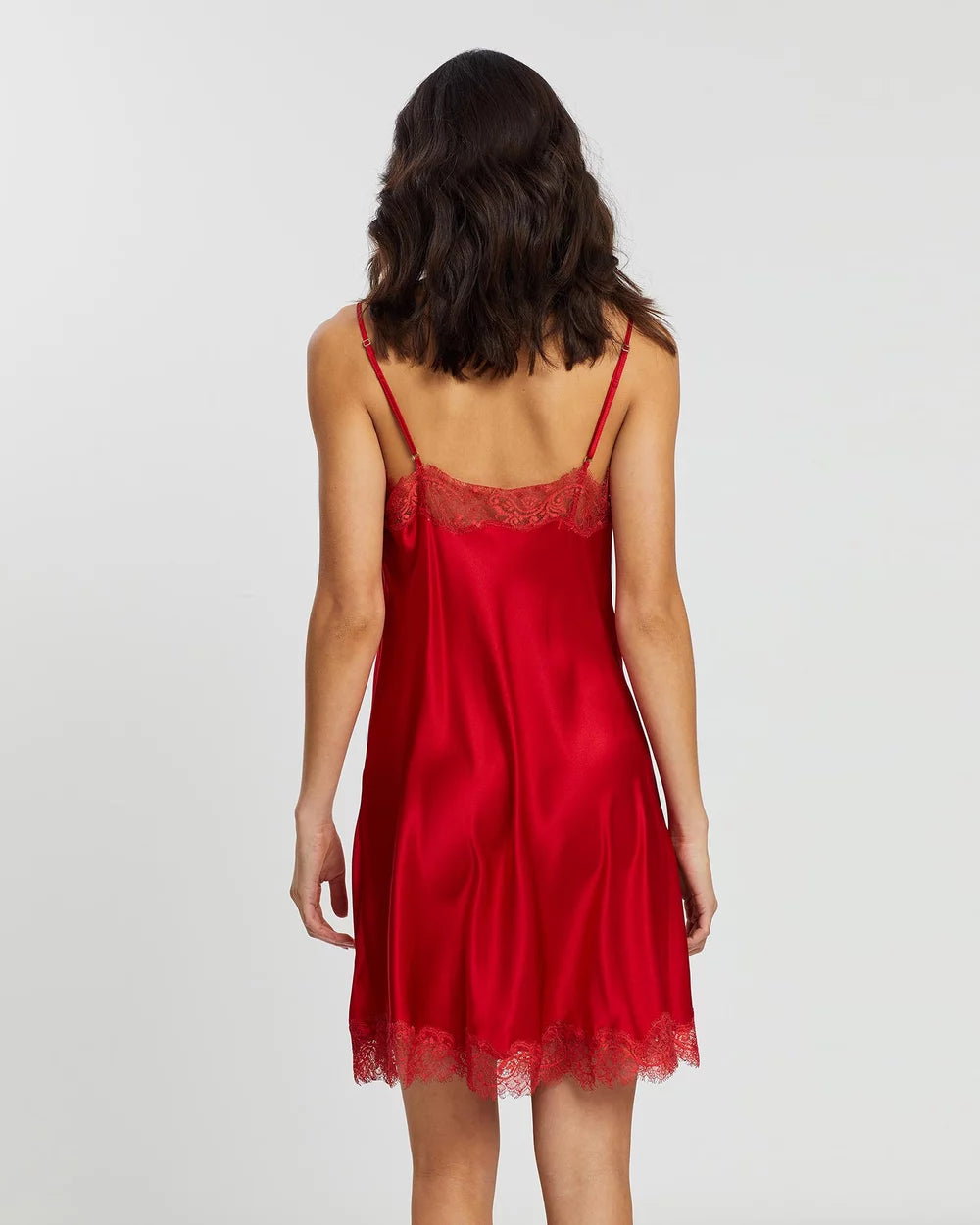 SS Scarlet Chemise