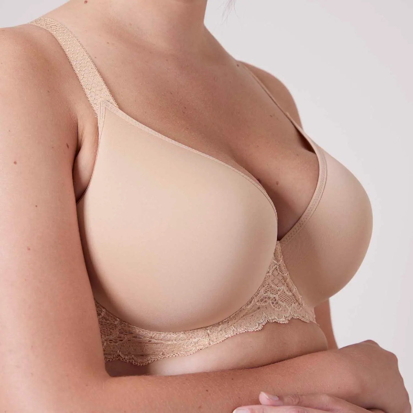 Caresse 3D Plunge Bra