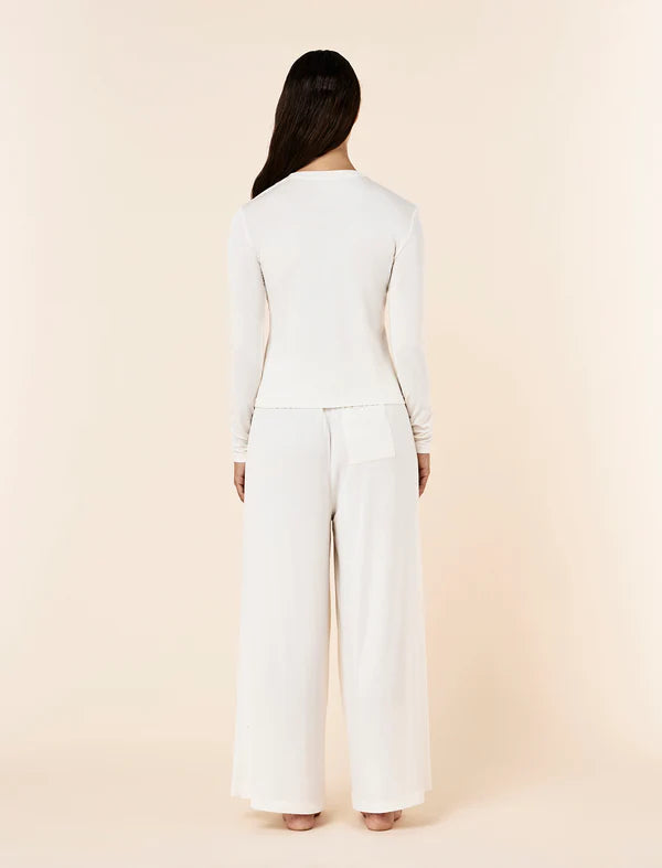 Kate Modal Soft LS Tee