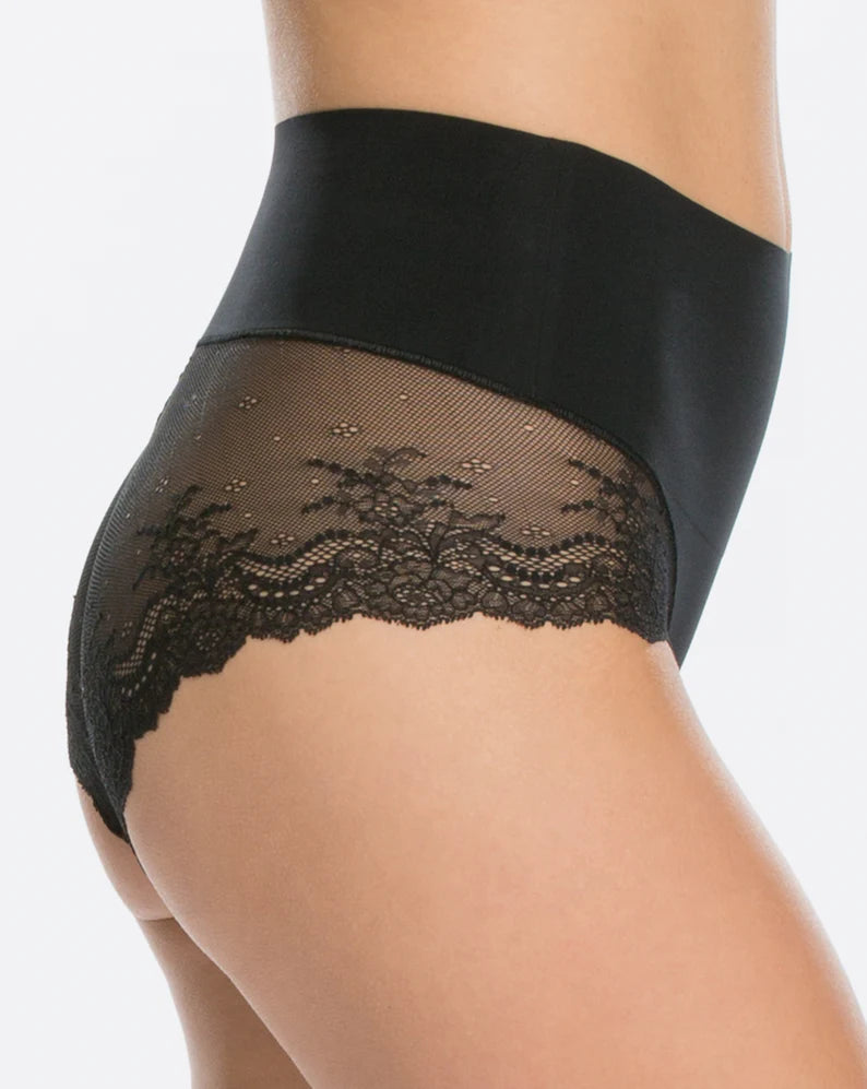 Undietectable Lace Hi Cut