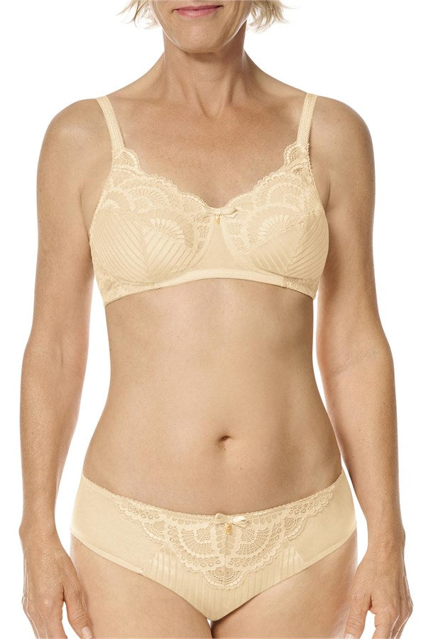 Karolina Soft Cup Non-Wired Bra