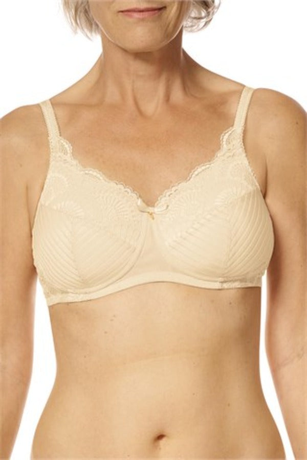 Karolina Soft Padded Non-Wired Bra