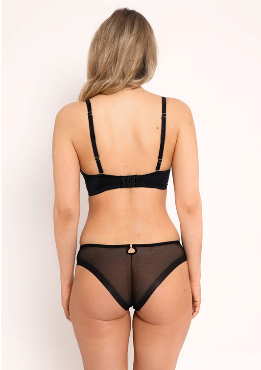 Perla Thong