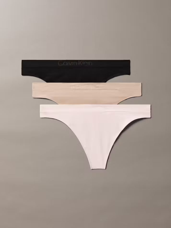 Bonded Flex Seamless Thong